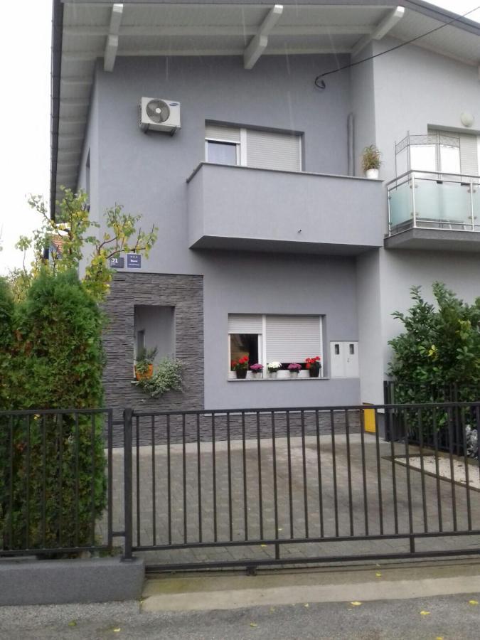 Apartman Trio Maksimir Zagreb Ngoại thất bức ảnh